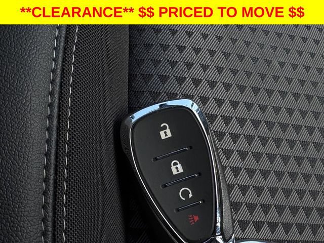 Used 2025 Chevrolet Trax LT FWD image 28