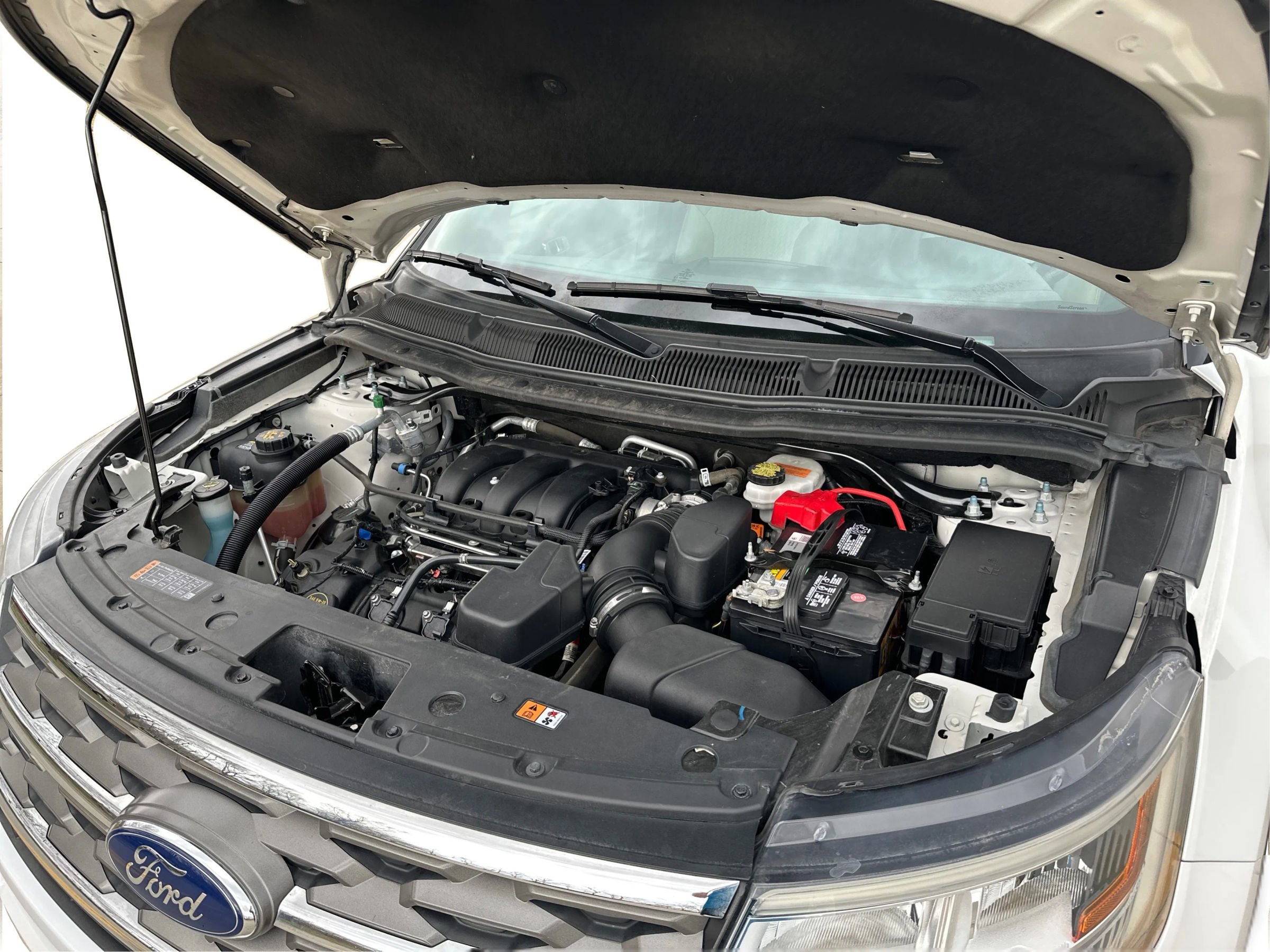 Used 2019 Ford Explorer FWD image 12