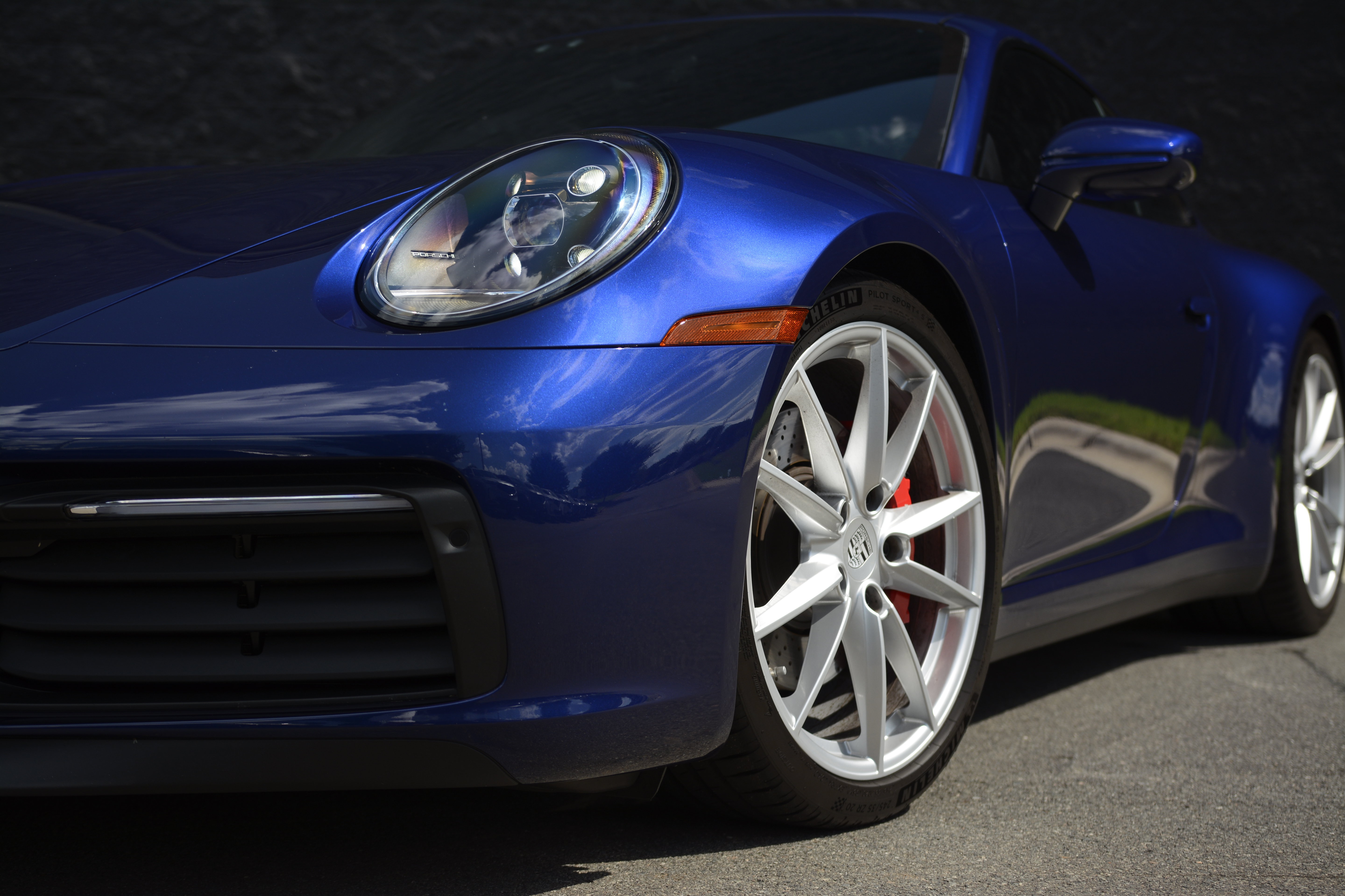 Certified 2024 Porsche 911 Carrera 4S AWD/4WD image 33