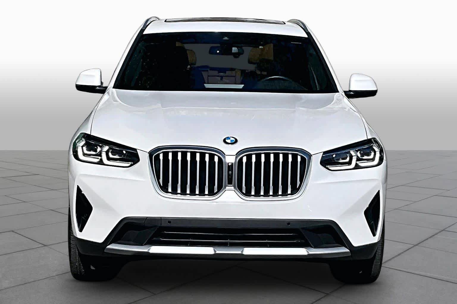 Used 2024 BMW X3 sDrive30i w/ Convenience Package RWD image 4