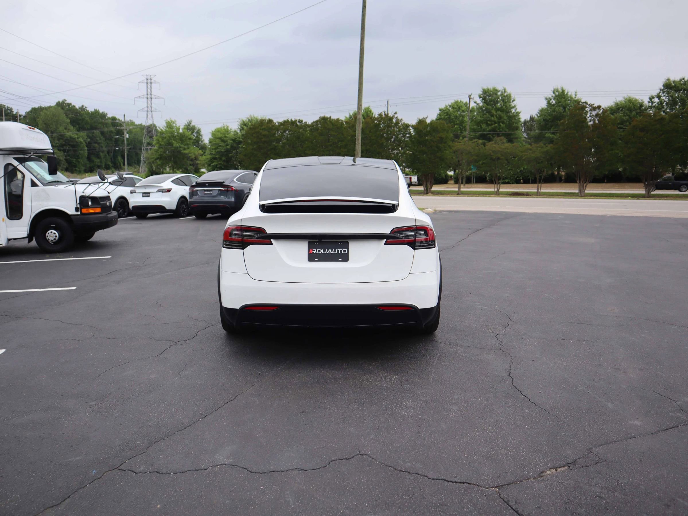 Used 2020 Tesla Model X Long Range AWD/4WD image 9