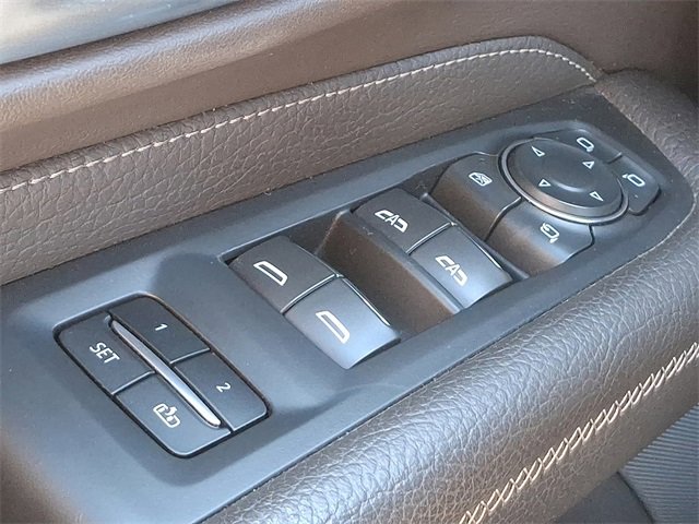 Used 2022 GMC Yukon Denali image 30