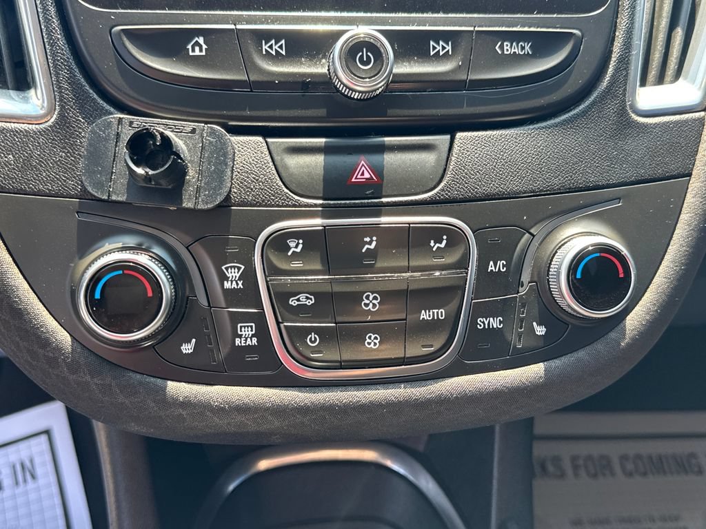 Used 2019 Chevrolet Malibu LT w/ Driver Confidence Package FWD image 34