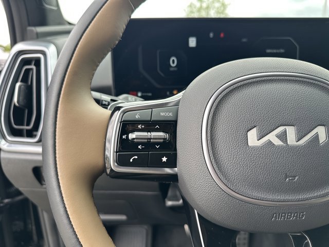 Used 2025 Kia Sorento SX Prestige w/ Olive Brown Leather Package image 29