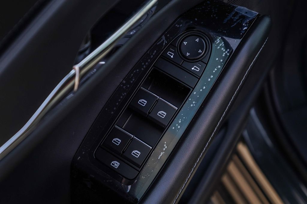 New 2025 MAZDA CX-30 AWD 2.5 S w/ Preferred Package image 23