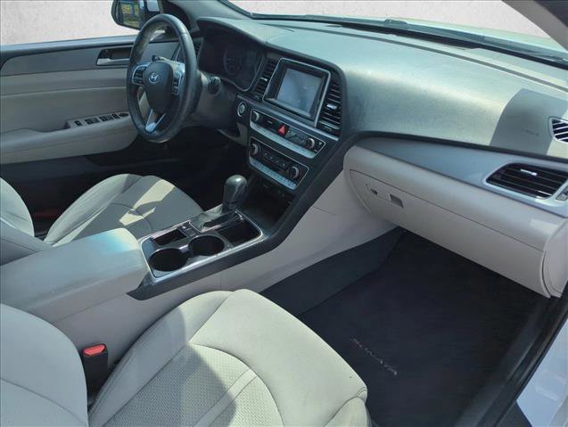 Used 2018 Hyundai Sonata SEL w/ Cargo Package FWD image 22