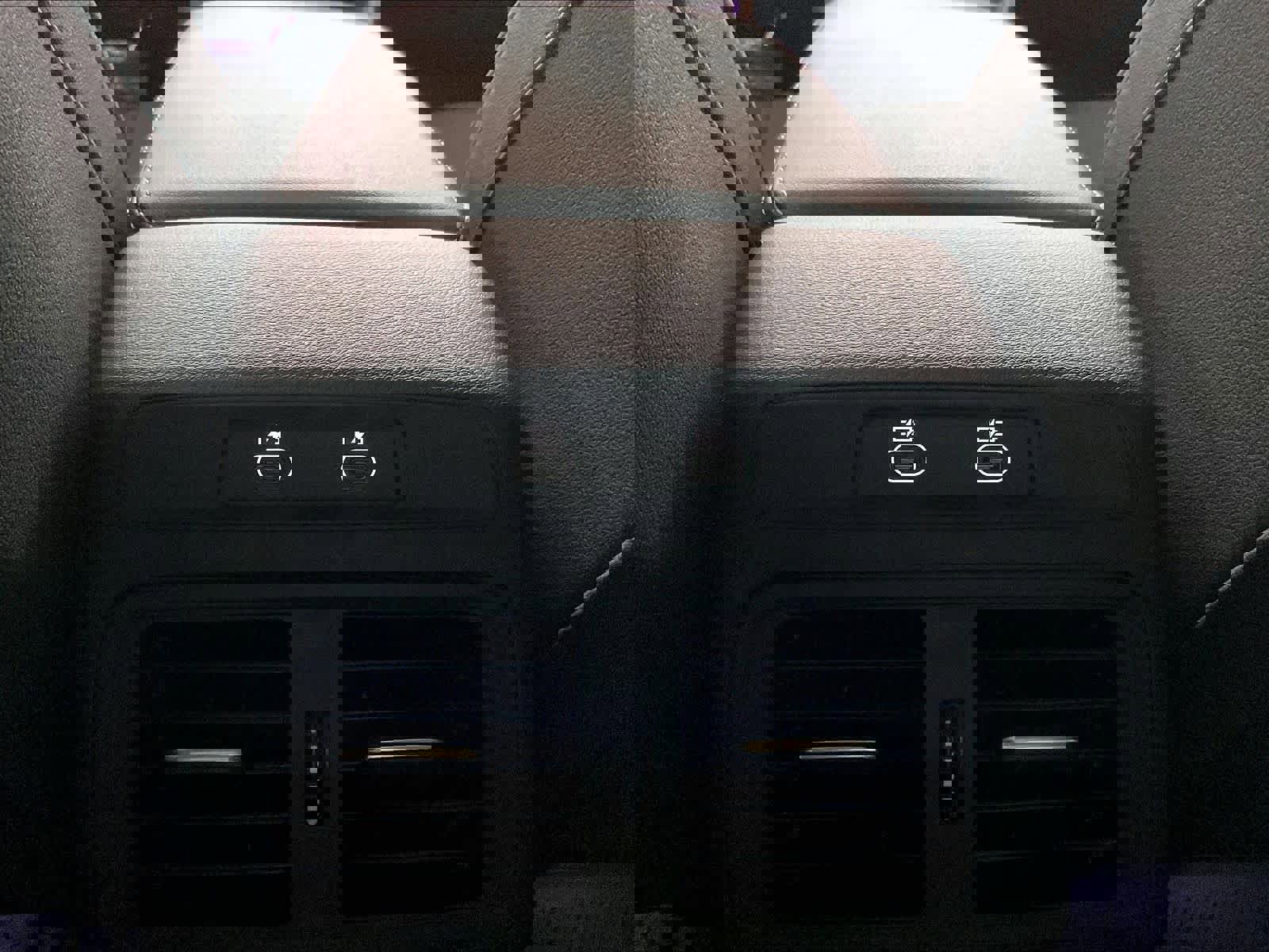 Certified 2025 Audi Q5 Premium w/ Convenience Package image 32