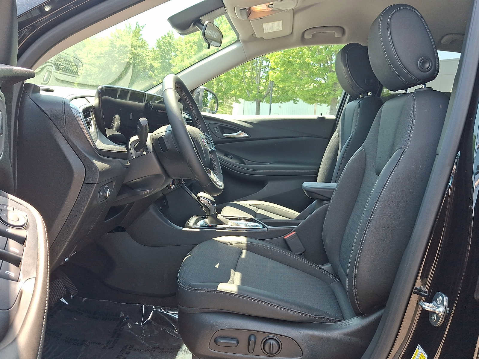 Used 2026 Buick Encore GX Preferred w/ Comfort Package FWD image 15