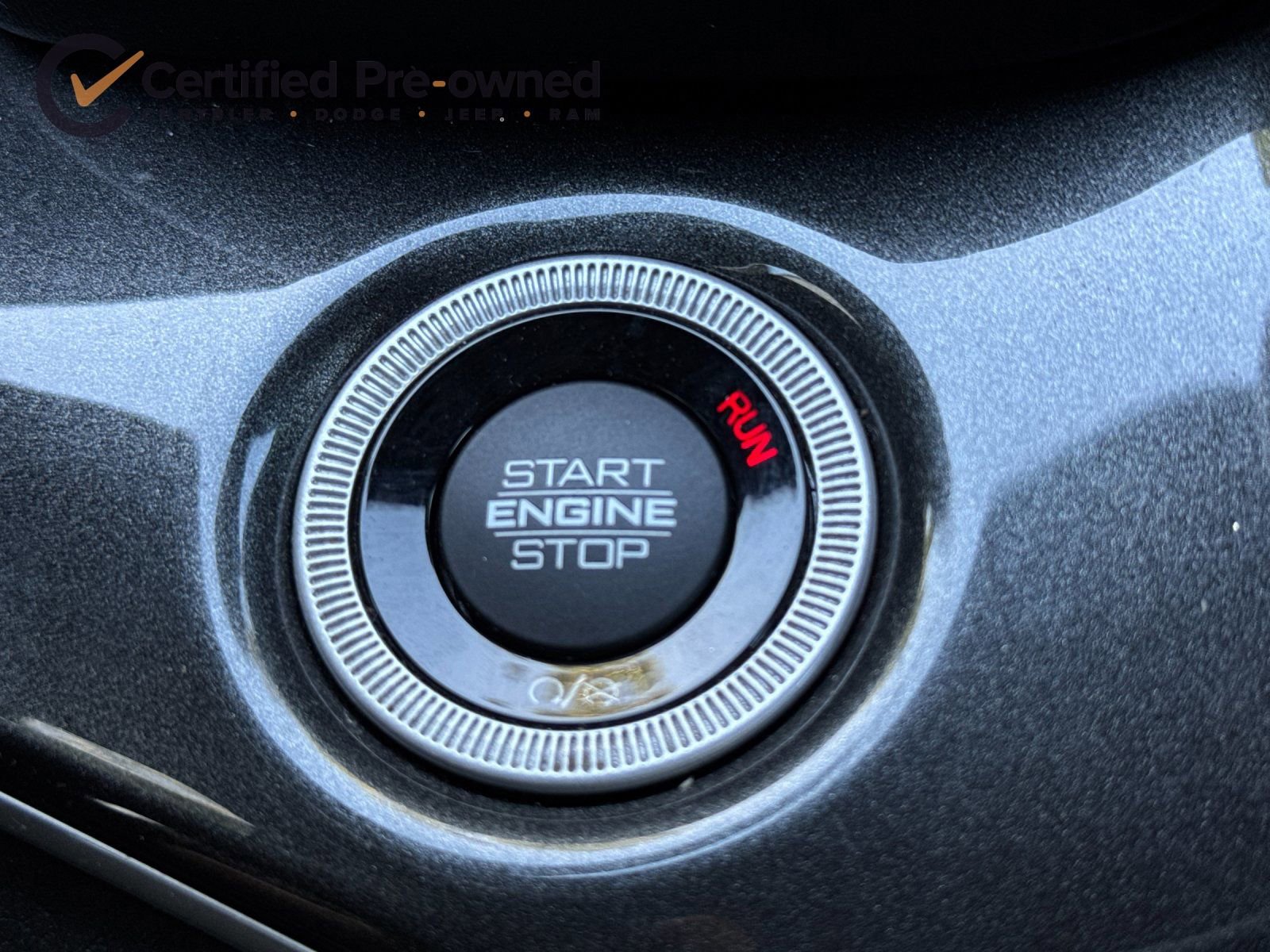 Certified 2022 Jeep Grand Cherokee L Laredo w/ Luxury Tech Group I AWD/4WD image 24