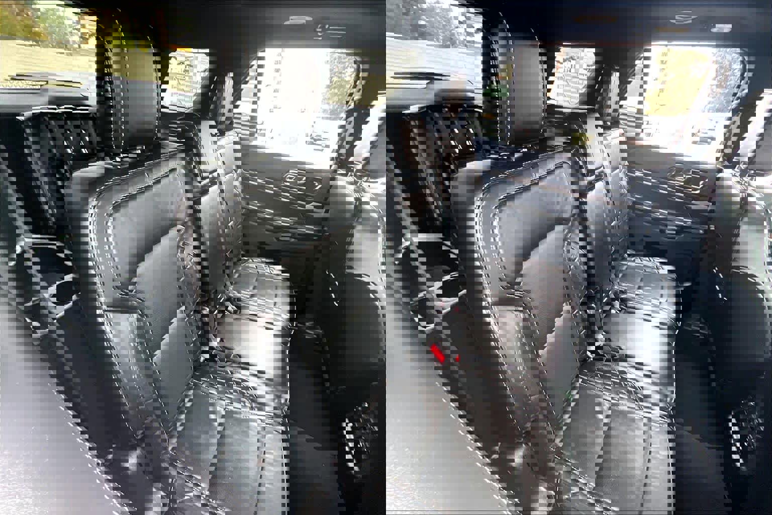 Used 2019 Ford Explorer Platinum image 28