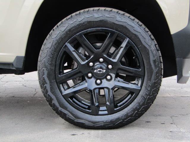 Used 2024 Chevrolet Colorado W/T image 9
