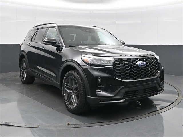 Used 2025 Ford Explorer ST-Line w/ ST-Line Street Pack