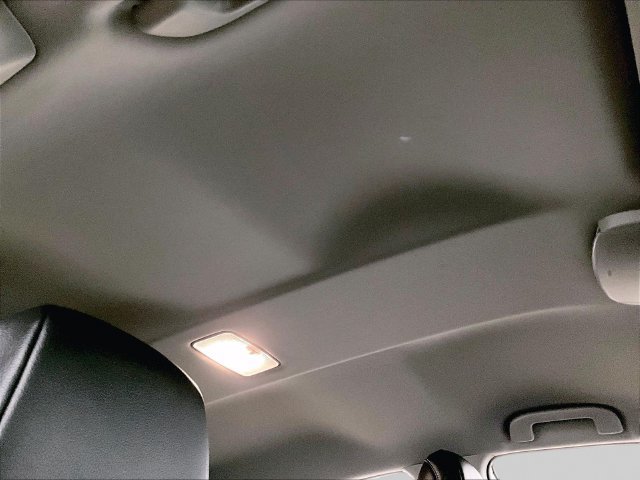 Used 2018 Toyota Camry SE FWD image 21