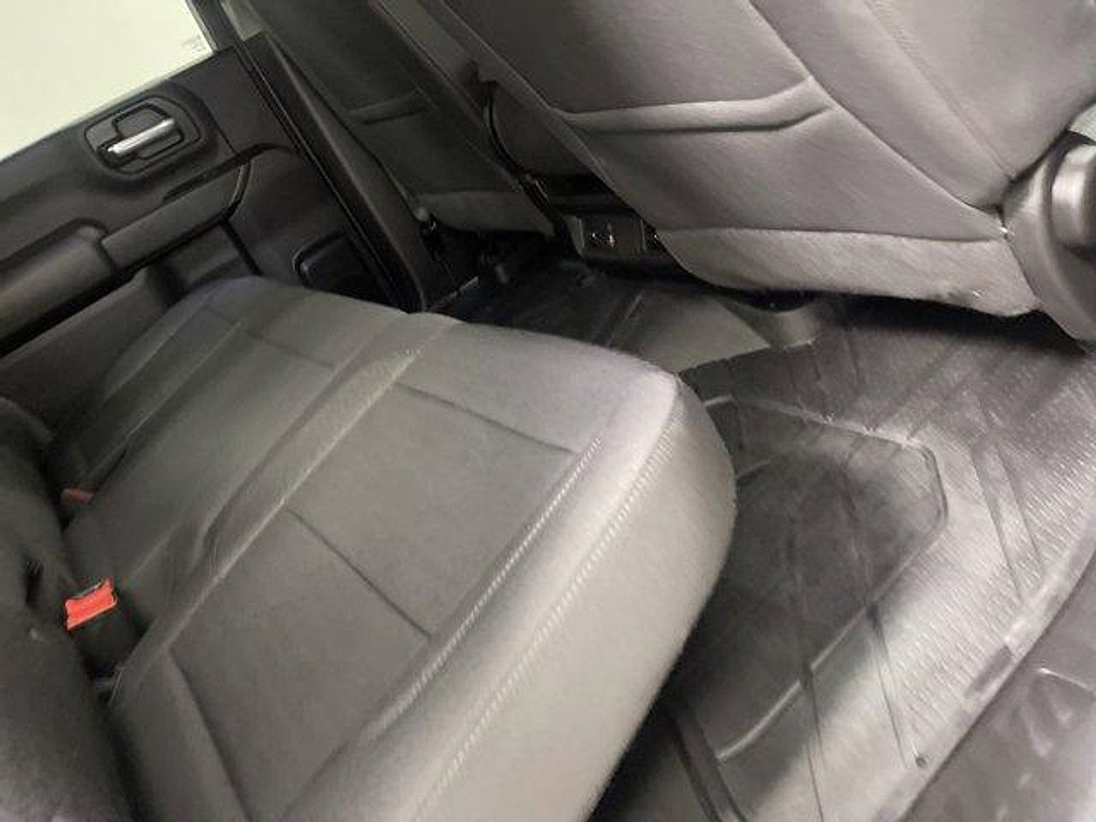 Used 2024 Chevrolet Silverado 2500 Custom w/ Custom Value Package AWD/4WD image 15