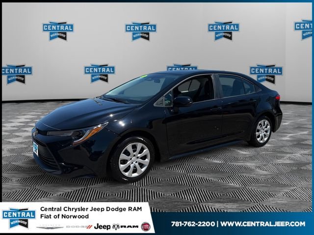 Used 2025 Toyota Corolla LE