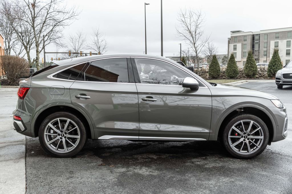 Used 2023 Audi SQ5 Prestige w/ Prestige Package AWD/4WD image 3