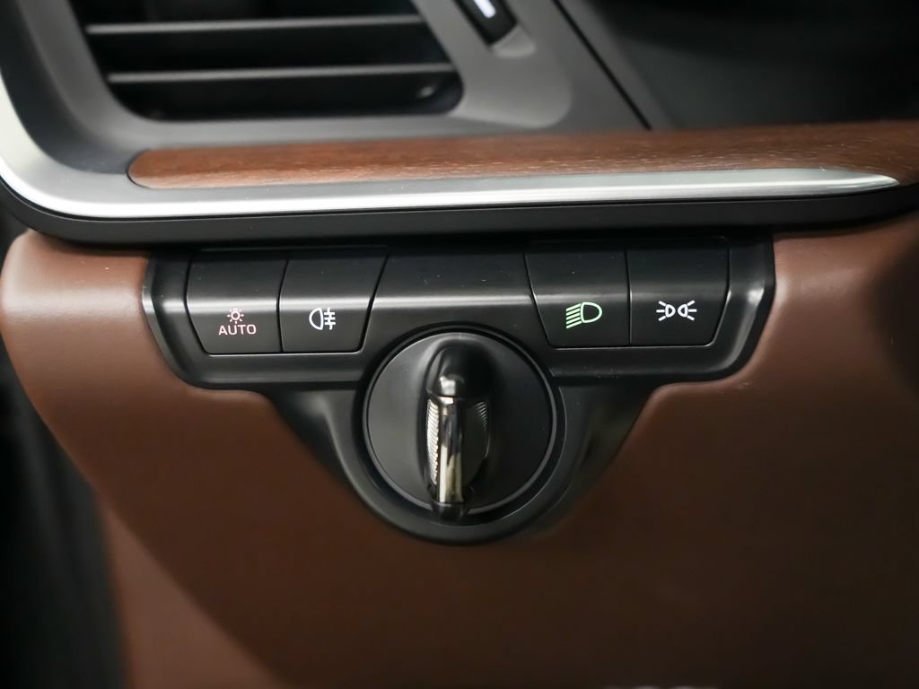 Certified 2022 Porsche 911 Turbo S AWD/4WD image 23
