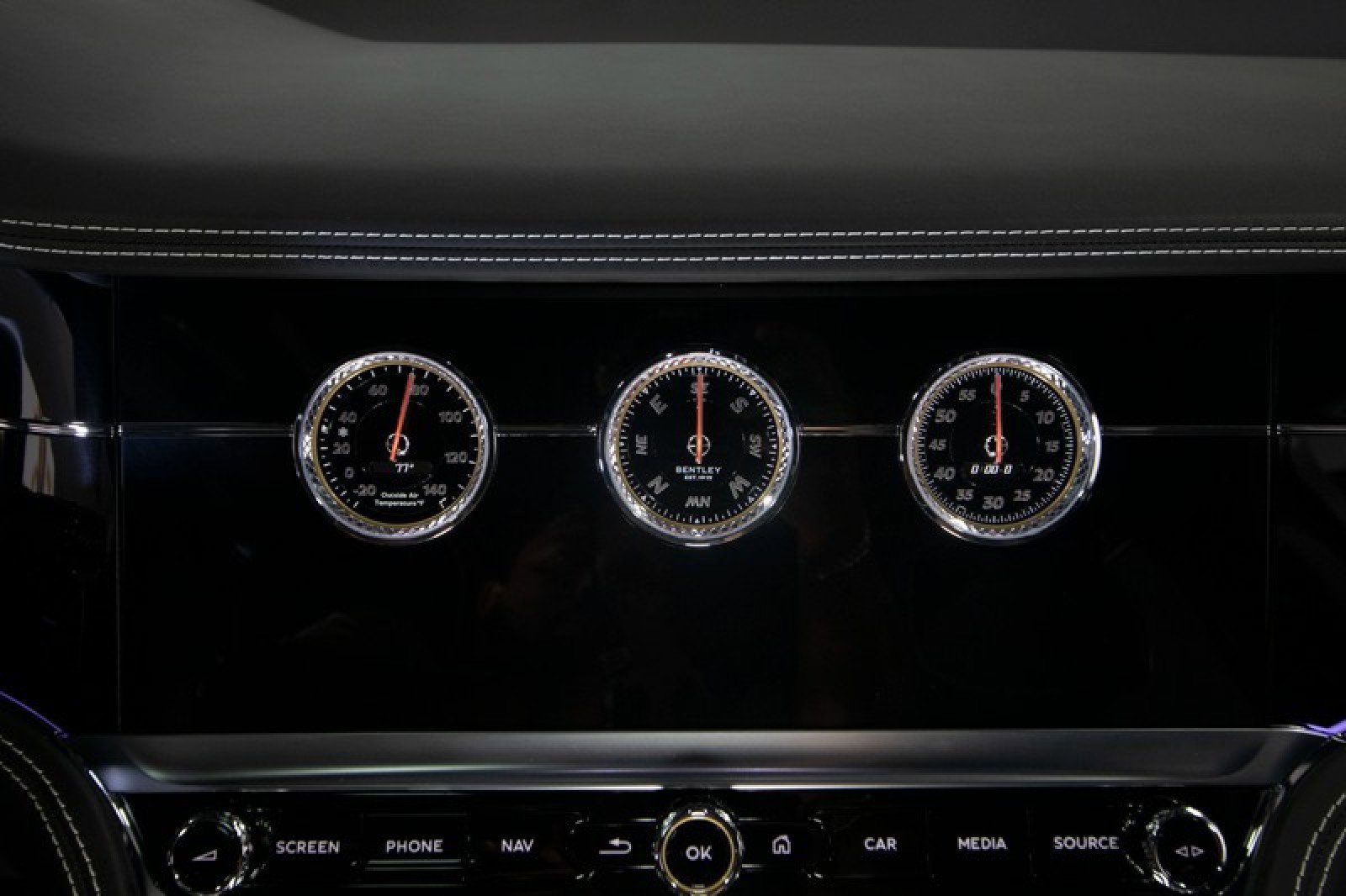 Used 2021 Bentley Flying Spur V8 image 27