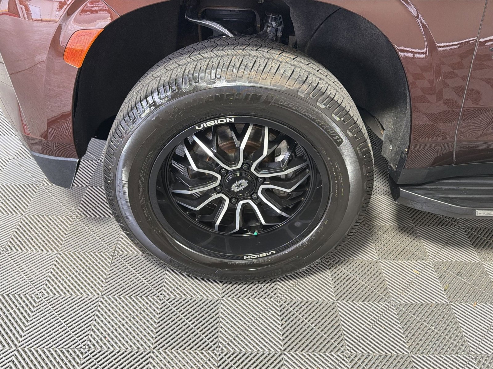 Used 2022 Chevrolet Tahoe LT w/ Luxury Package image 12