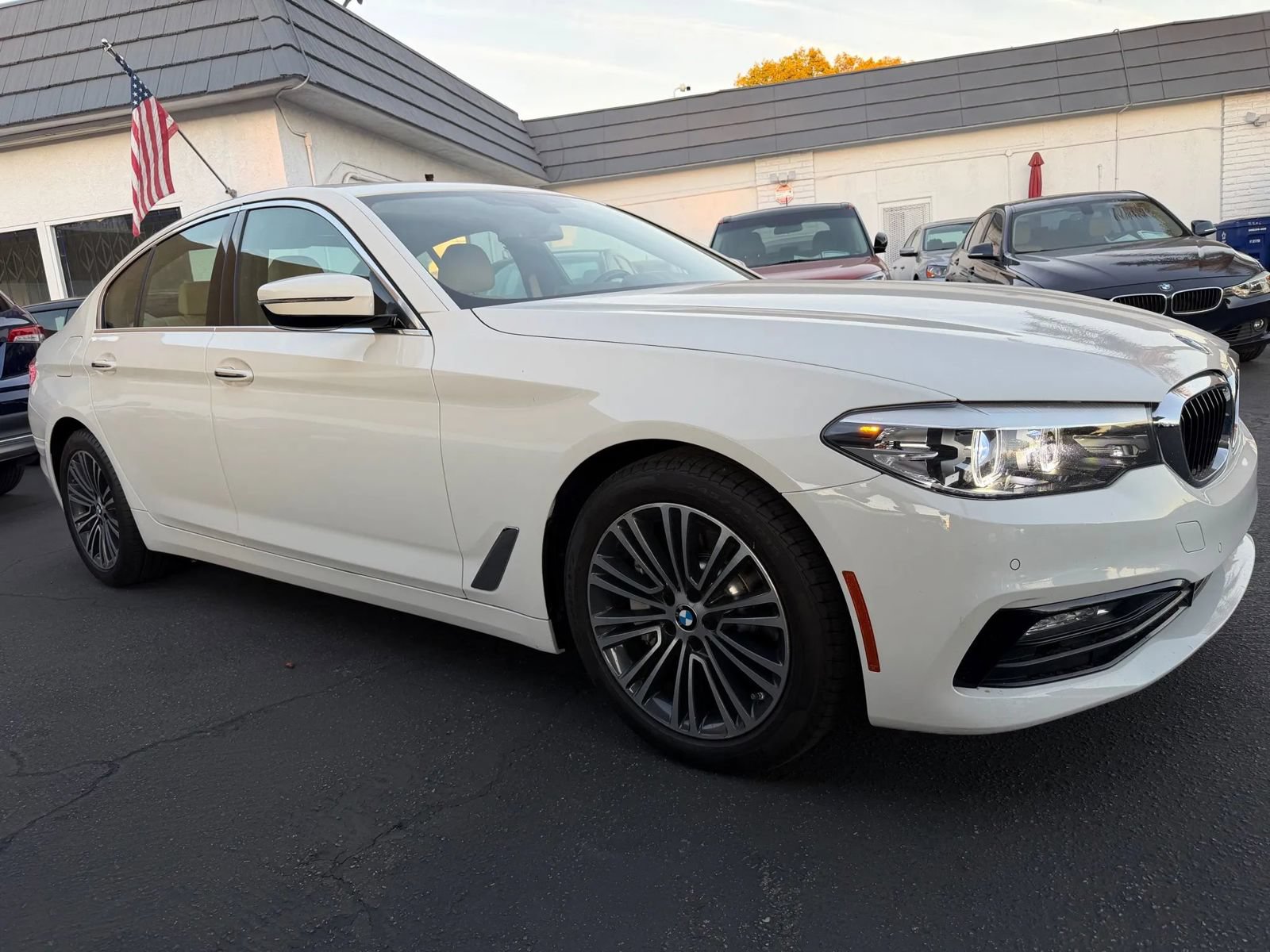 Used 2017 BMW 530i RWD image 14