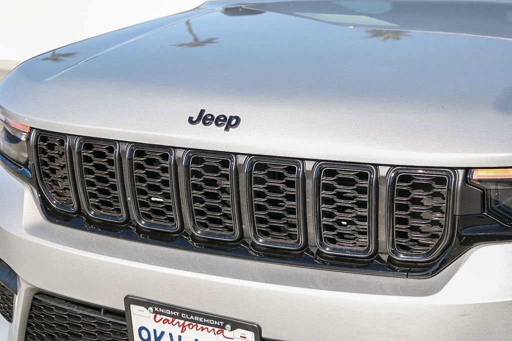 Certified 2024 Jeep Grand Cherokee Altitude image 6