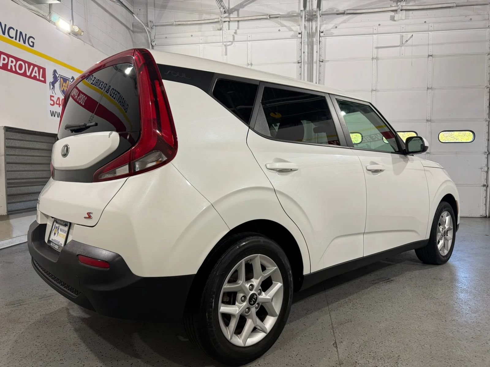 Used 2020 Kia Soul S FWD image 7