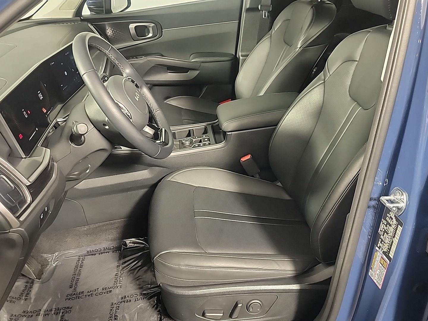 Used 2025 Kia Sorento EX w/ Panoramic Sunroof Package image 20