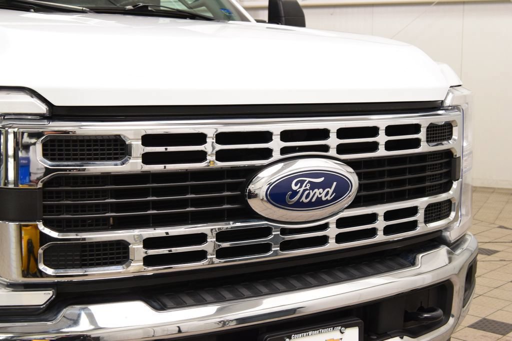 Used 2023 Ford F450 XL AWD/4WD image 5