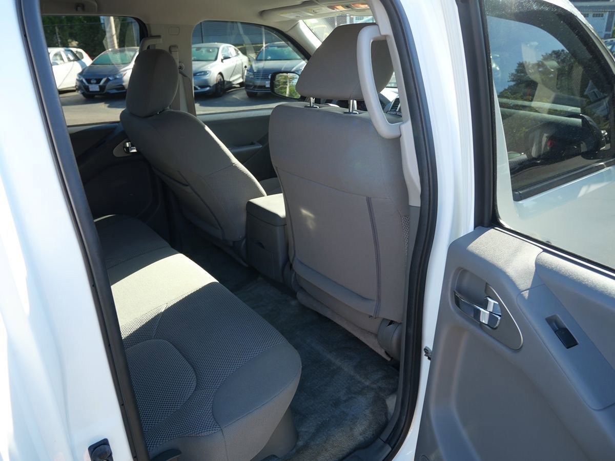 Used 2018 Nissan Frontier SV w/ Value Truck Package AWD/4WD image 21