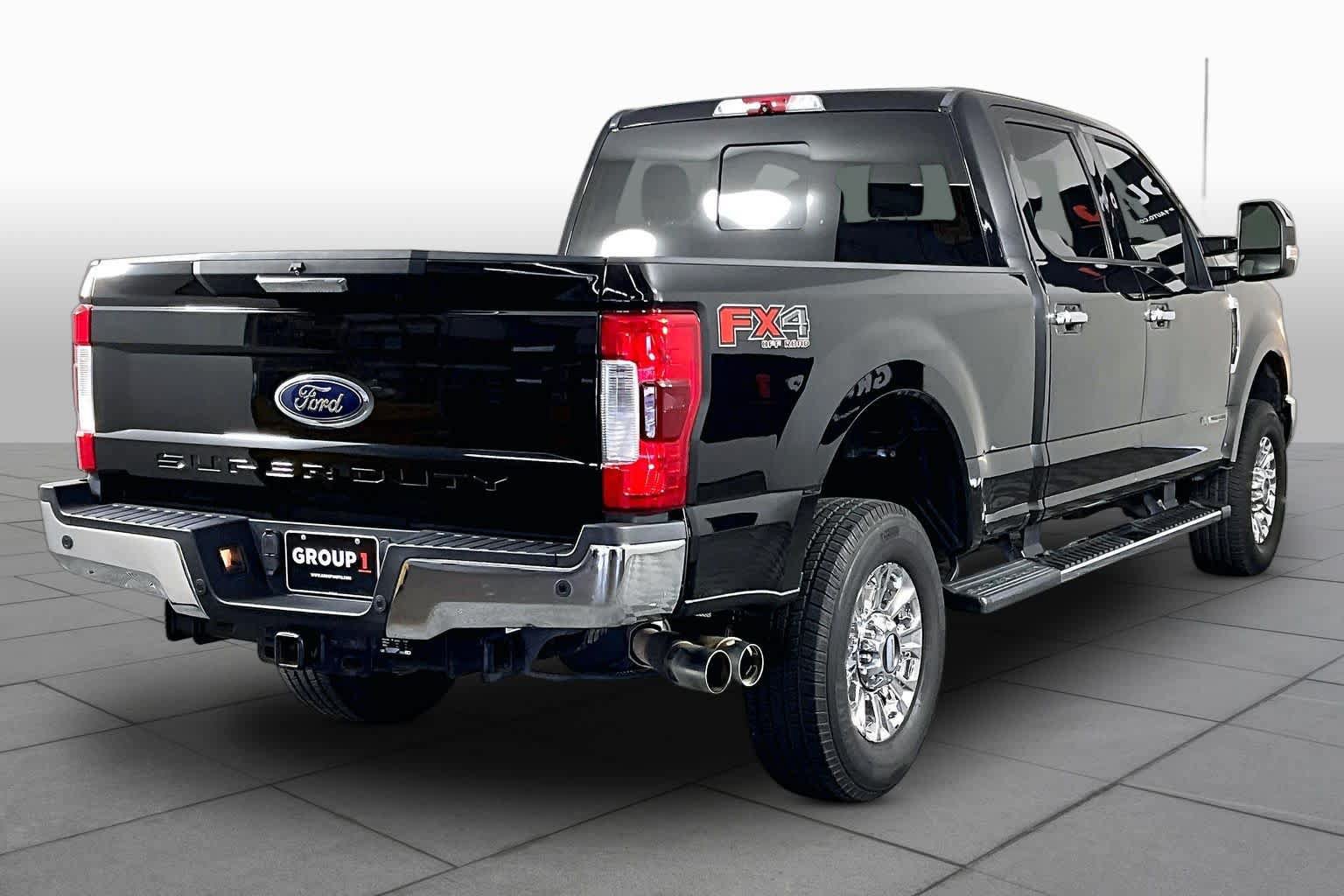 Used 2019 Ford F250 XLT w/ XLT Premium Package AWD/4WD image 12