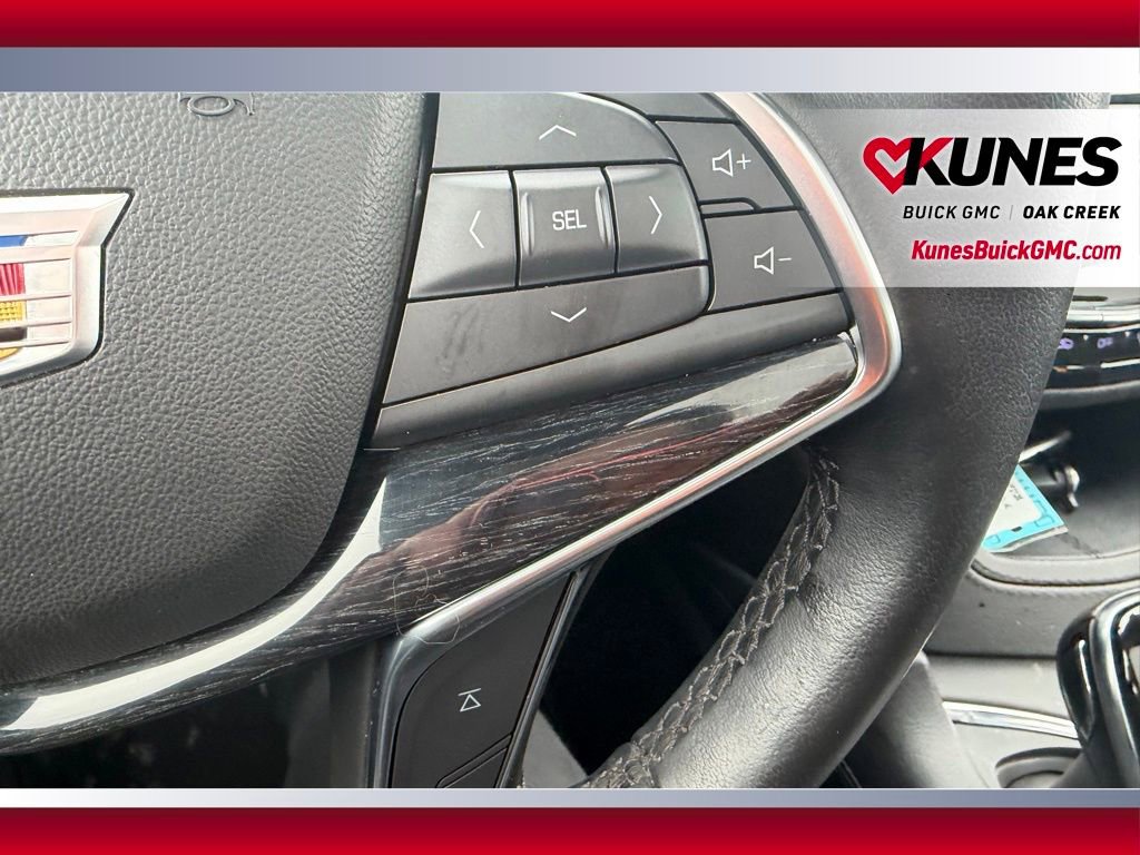 Used 2023 Cadillac XT5 Premium Luxury image 16