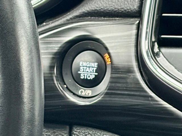 Used 2019 Jeep Grand Cherokee Altitude image 21