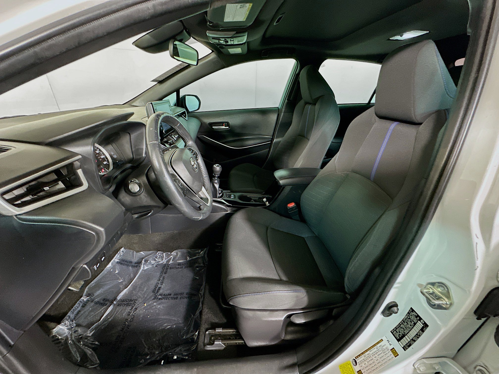 Used 2022 Toyota Corolla SE FWD image 12