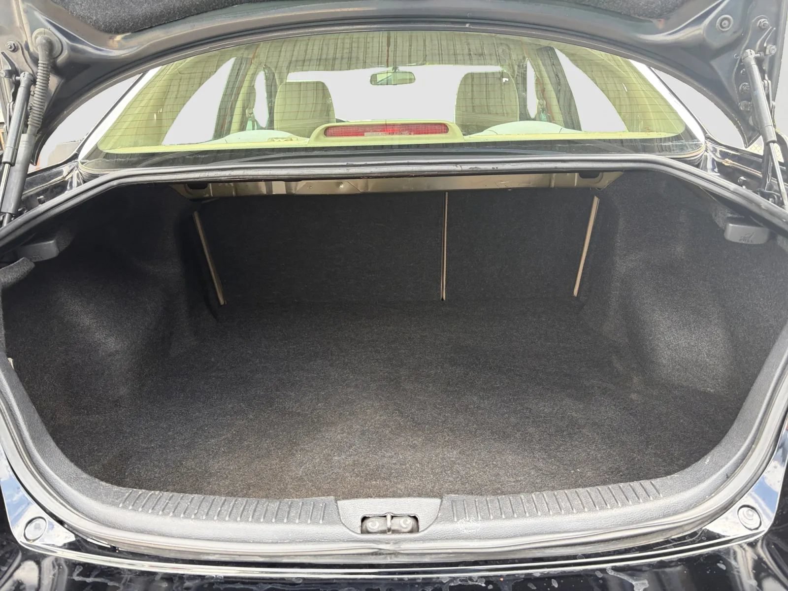 Used 2005 MAZDA MAZDA6 i FWD image 16