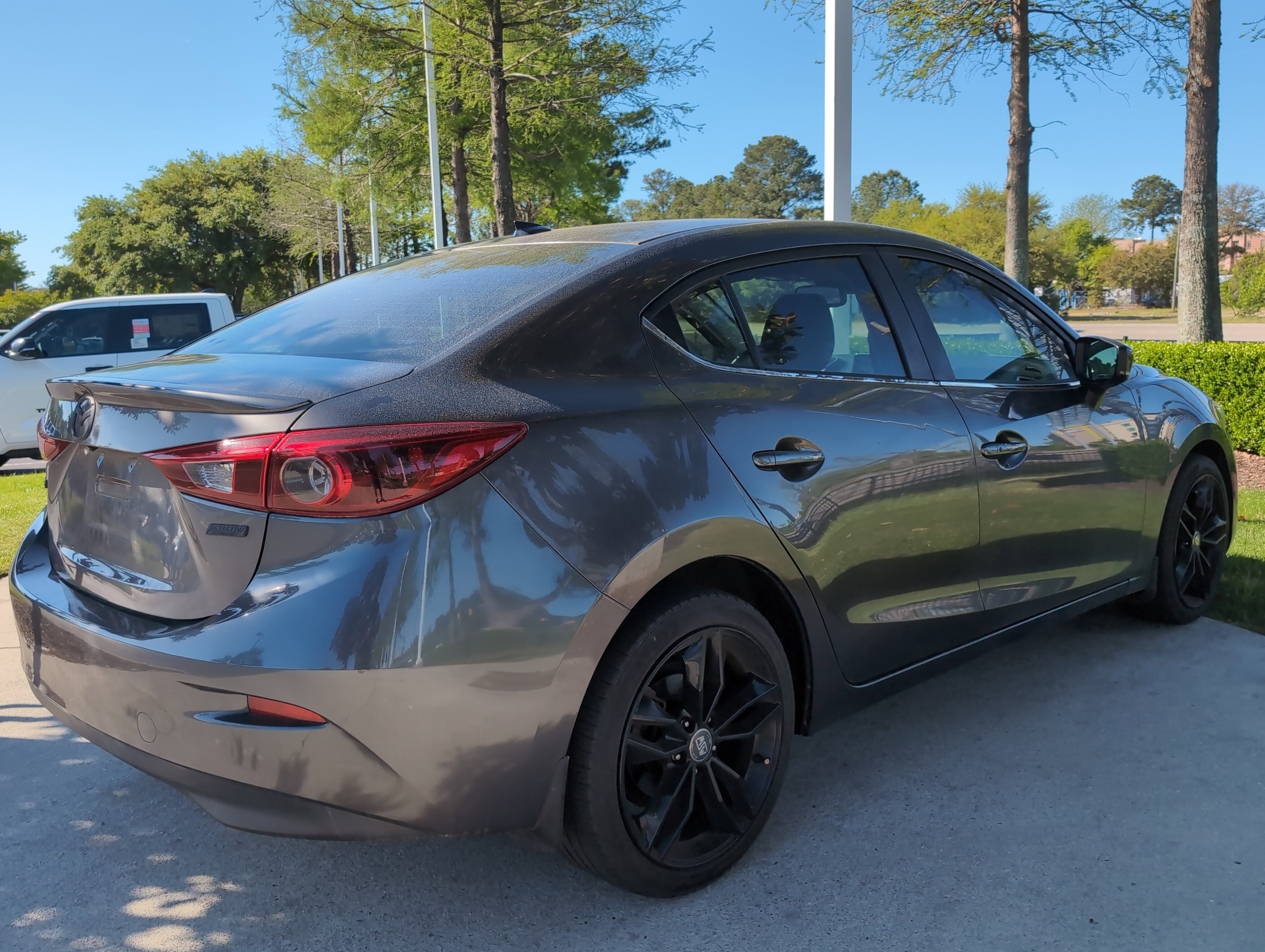 Used 2017 MAZDA MAZDA3 Grand Touring w/ Premium Equipment Package image 10