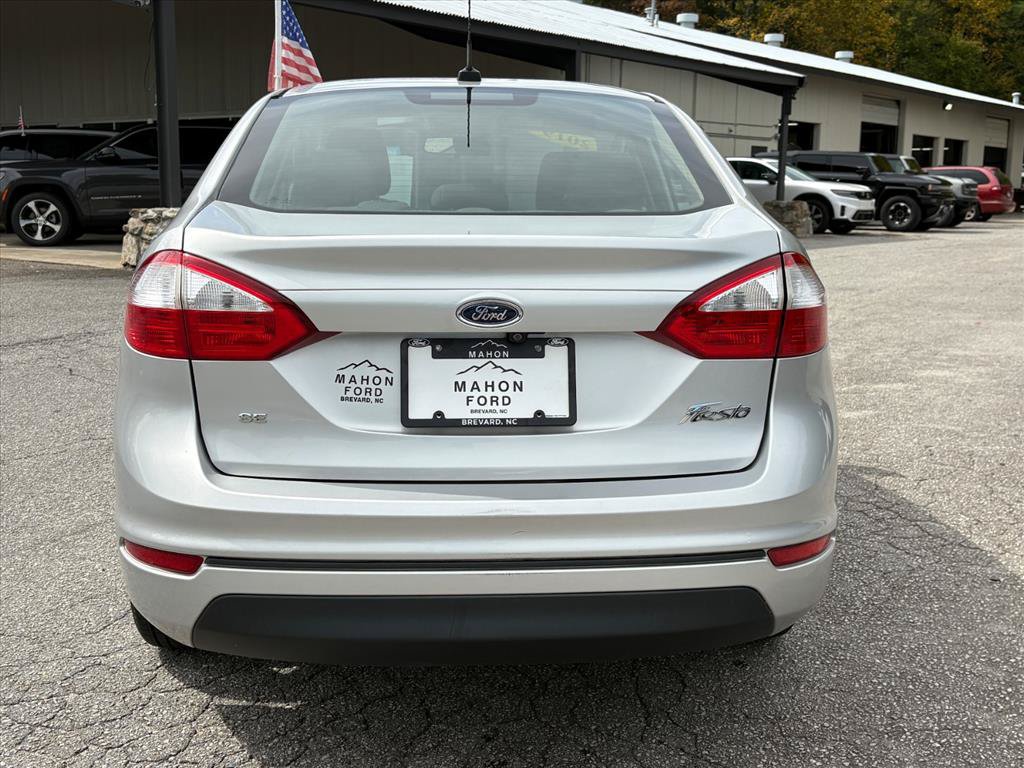 Used 2019 Ford Fiesta SE FWD image 7