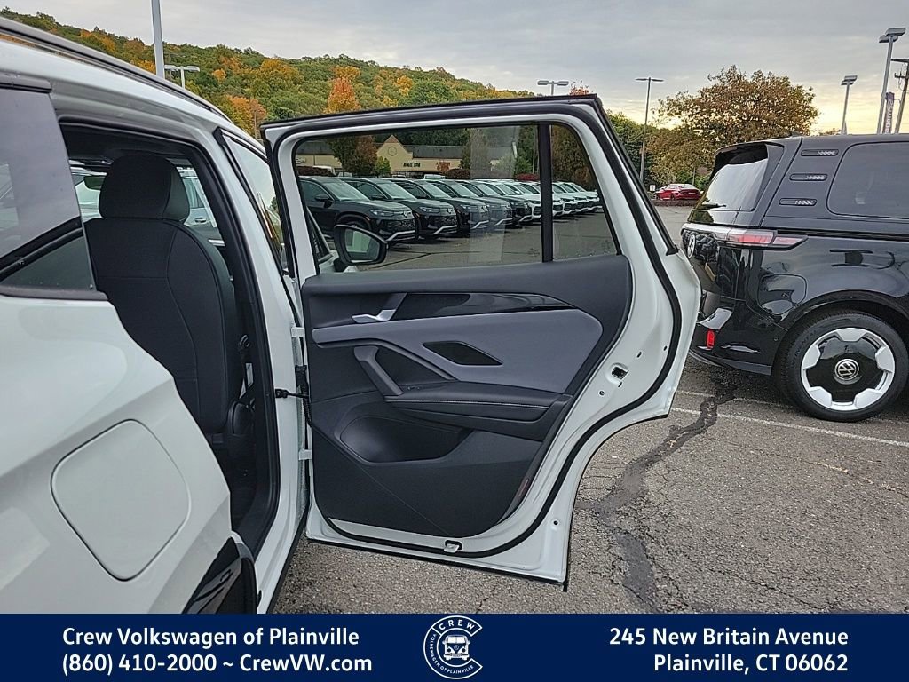New 2026 Volkswagen Tiguan SE R-Line AWD/4WD image 44