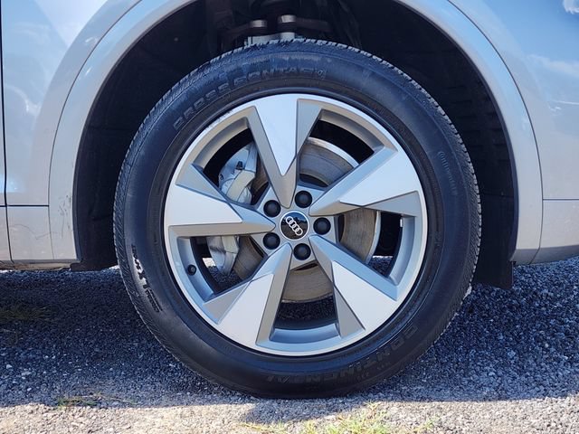 Used 2022 Audi Q5 2.0T Premium Plus AWD/4WD image 13