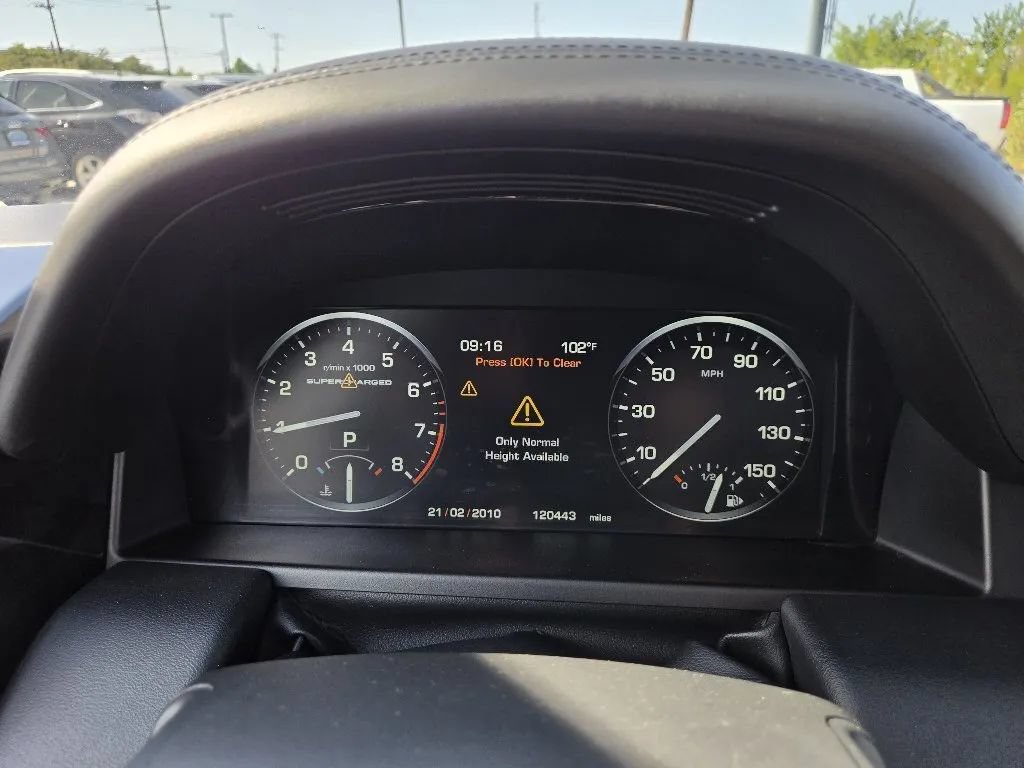 Used 2012 Land Rover Range Rover Supercharged AWD/4WD image 30