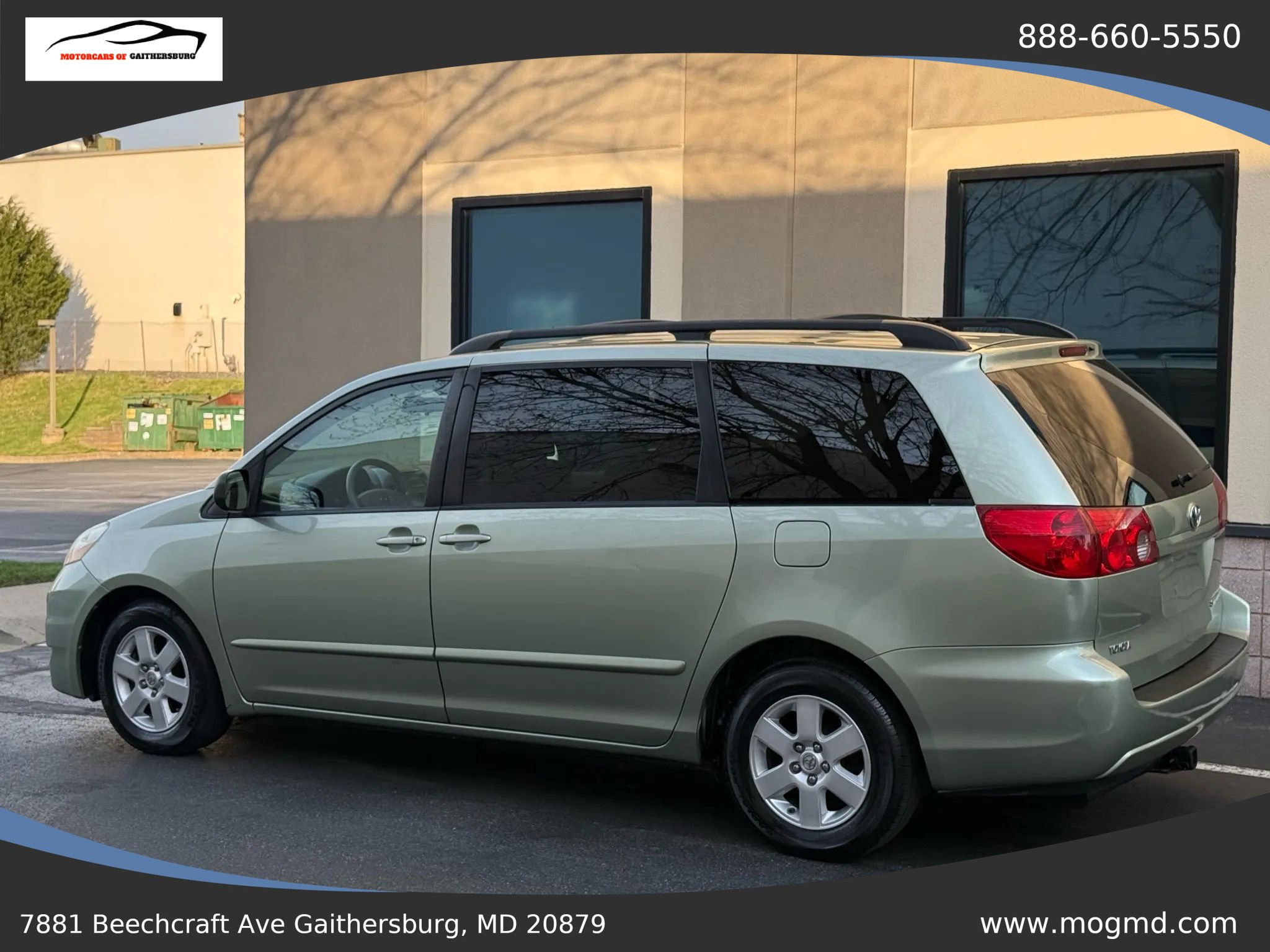 Used 2010 Toyota Sienna LE image 4