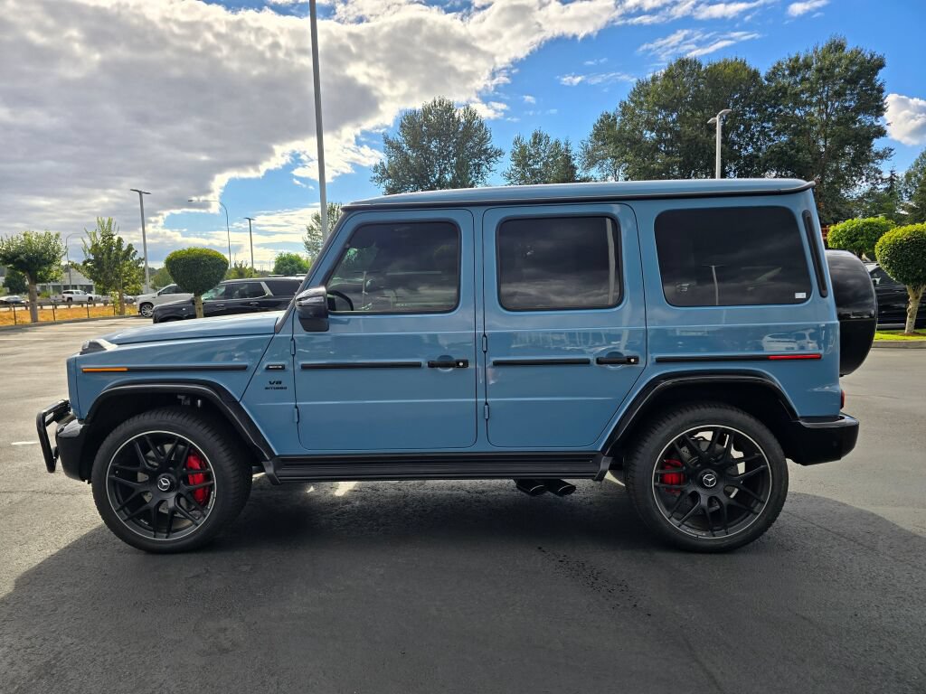 Used 2025 Mercedes-Benz G 63 AMG 4MATIC image 3