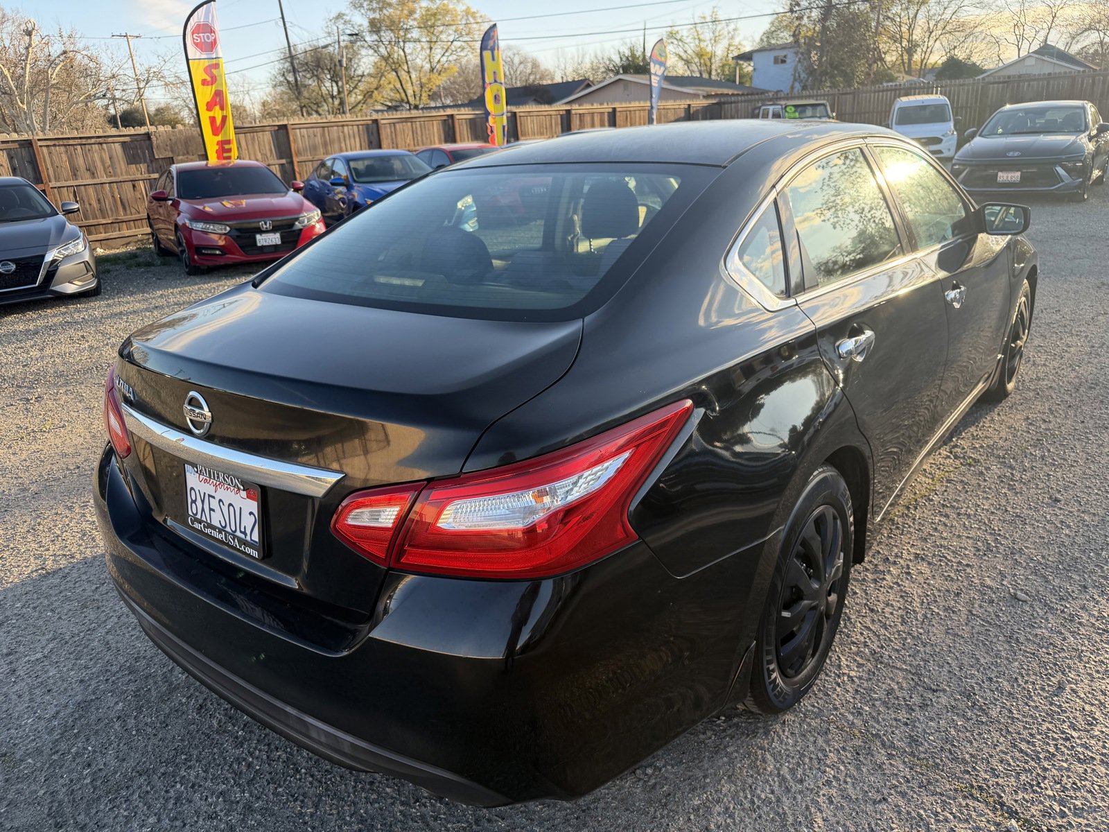Used 2017 Nissan Altima 2.5 S w/ Power Driver Seat Package FWD image 5