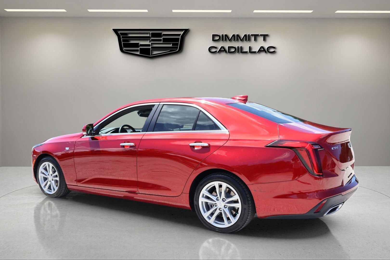 Used 2021 Cadillac CT4 Luxury w/ Sun And Sound Package RWD image 3