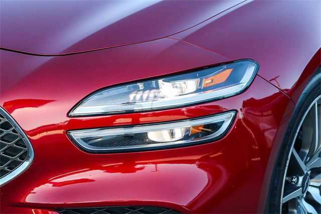 Used 2022 Genesis G70 2.0T w/ Prestige Package image 6