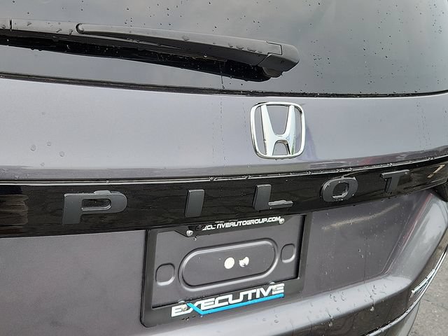 Used 2025 Honda Pilot Touring image 30