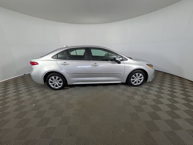 Used 2024 Toyota Corolla LE FWD image 26