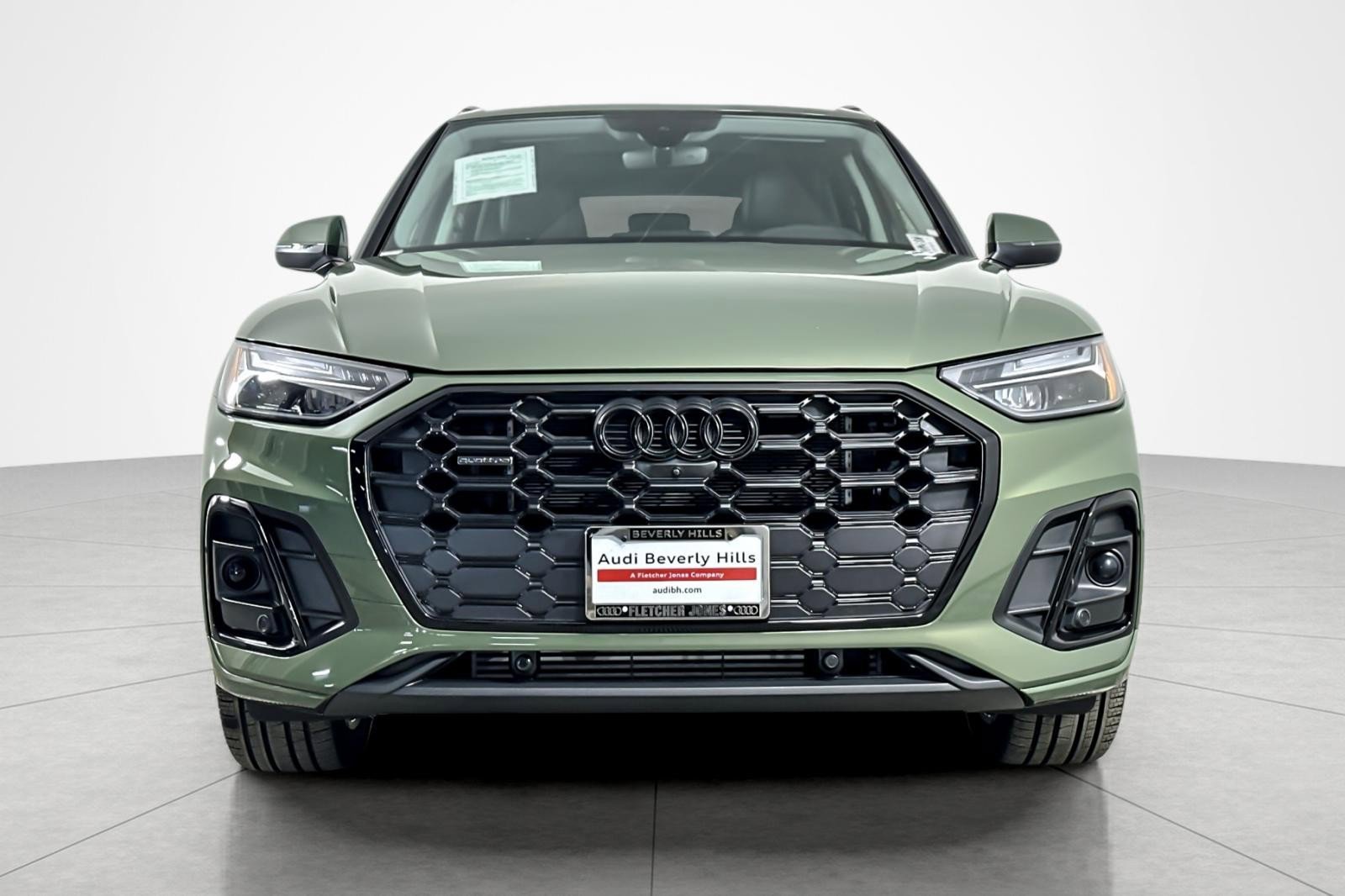 Used 2023 Audi Q5 e Premium Plus w/ Premium Plus Package image 8