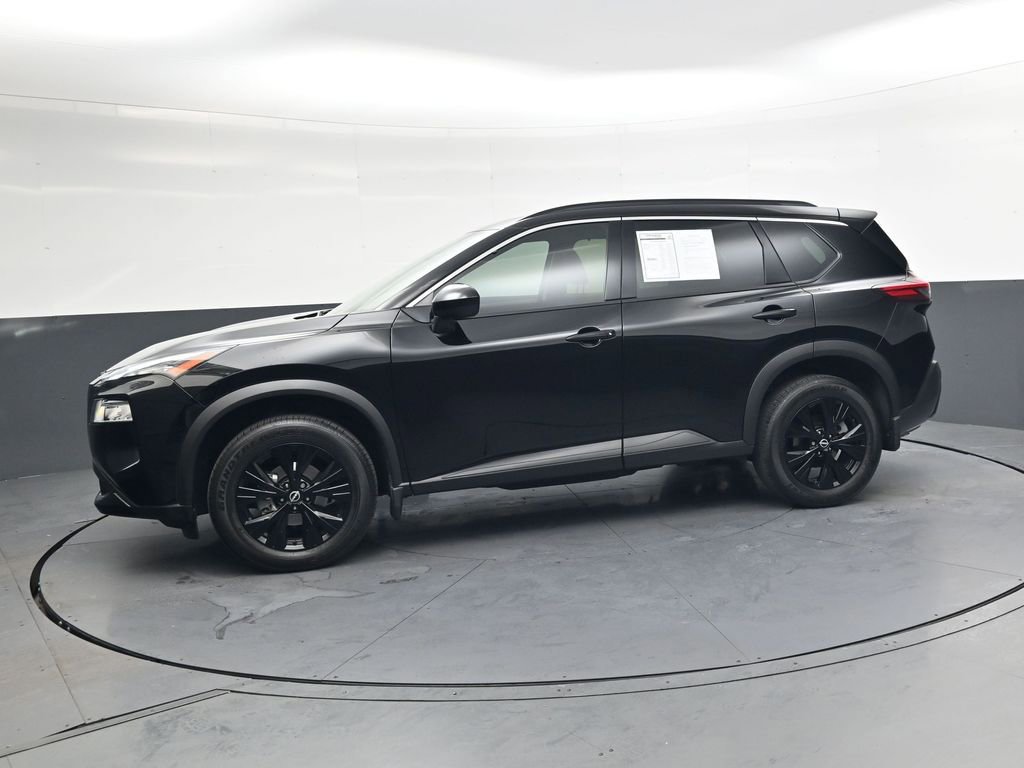 Used 2023 Nissan Rogue SV w/ SV Premium B Package image 8