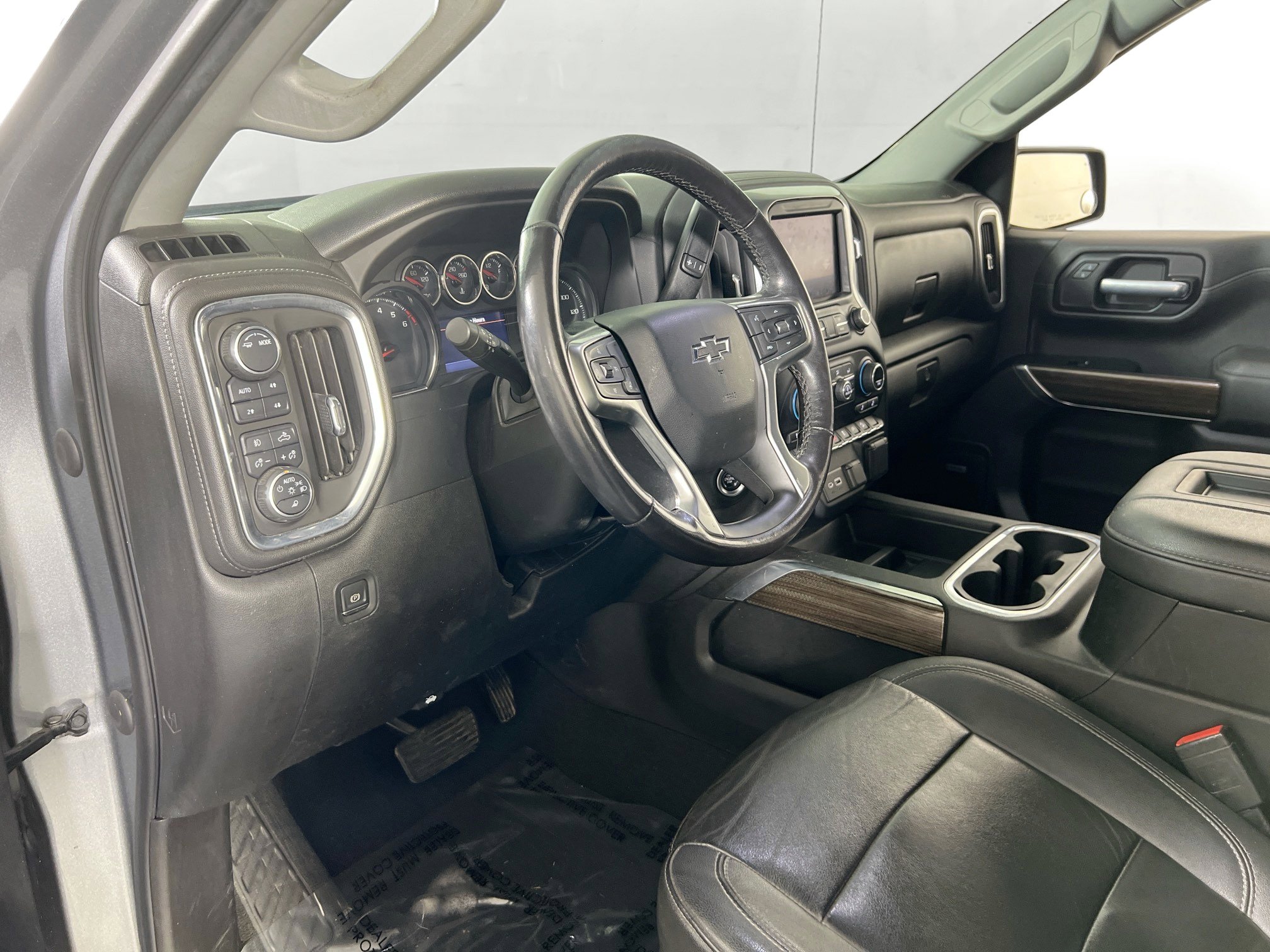 Used 2021 Chevrolet Silverado 1500 RST AWD/4WD image 9