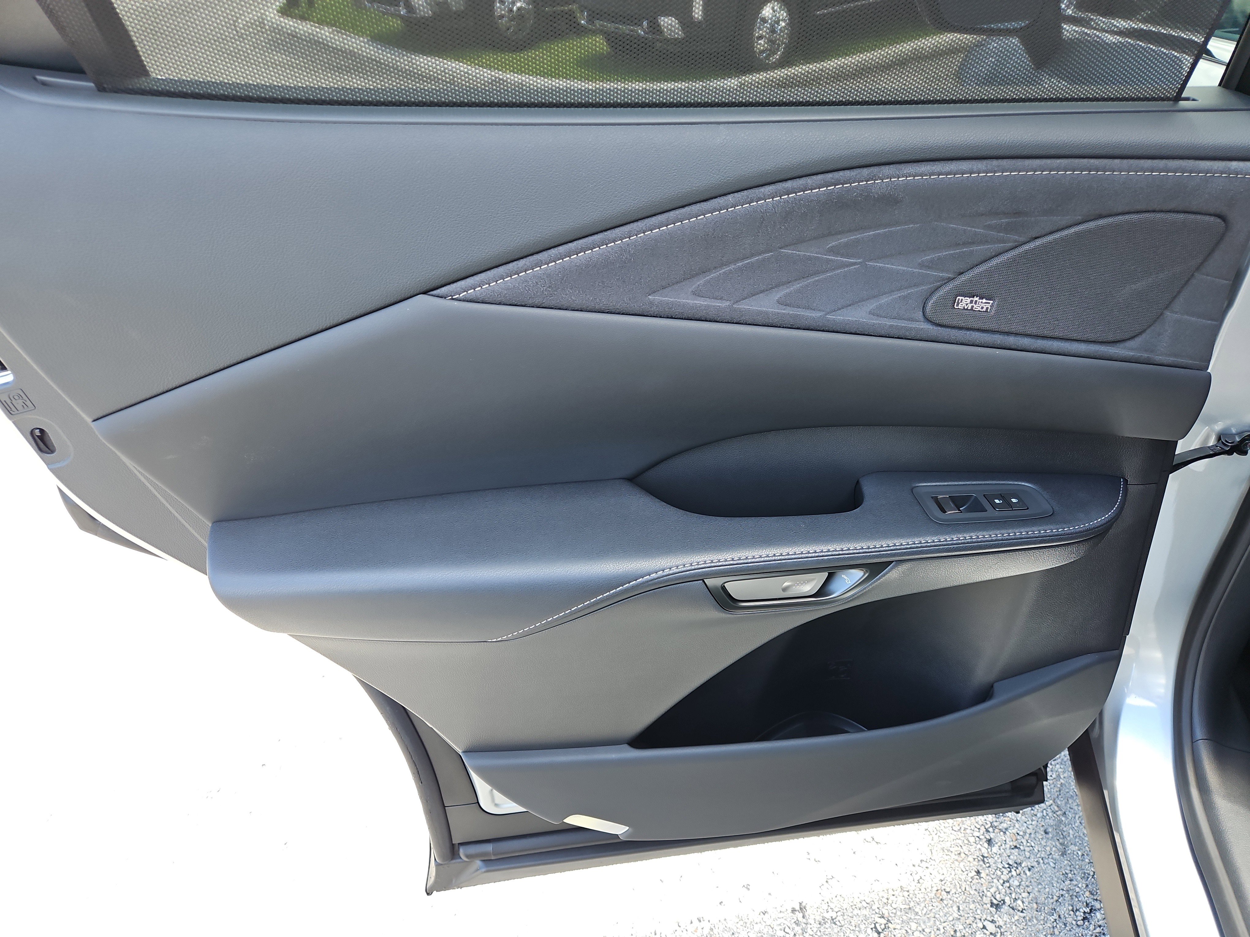 Used 2024 Lexus RX 450h RX 450h+ Luxury image 28